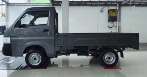 Suzuki Carry Pickup Graphite Grey Metallic tampak samping elegan
